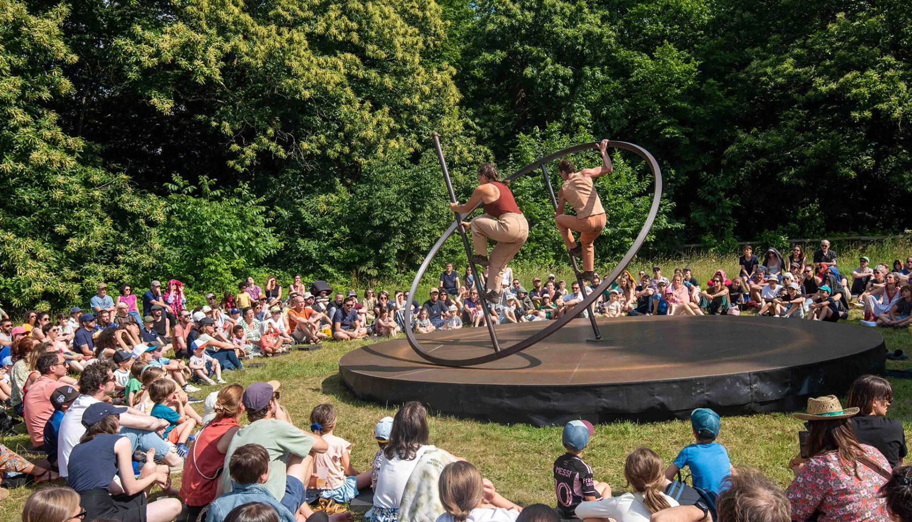 JEMP 2026 : AY-ROOP, cirque, patrimoine et ateliers