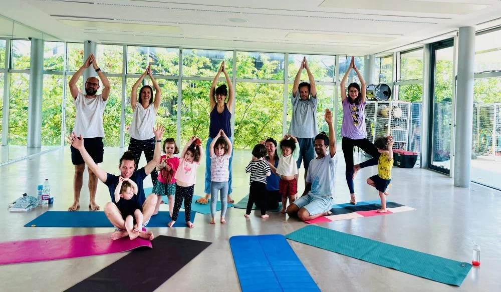 Yoga en famille avec NuzYoga