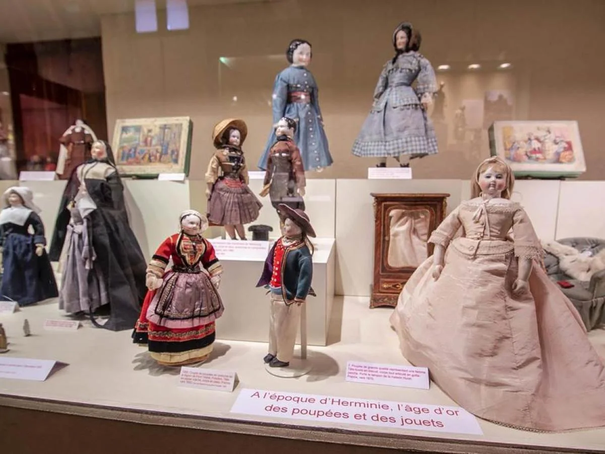 Musée de Poupées et de Jouets : près de 5 000 pièces à découvrir à Josselin