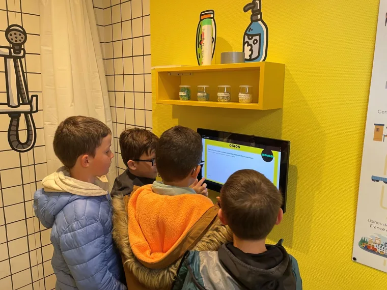Centre de tri Trivalo : découvrir les coulisses du recyclage avec les enfants
