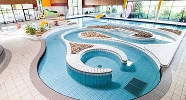 Spadium Saint-Grégoire : une piscine ludique avec les enfants près de Rennes